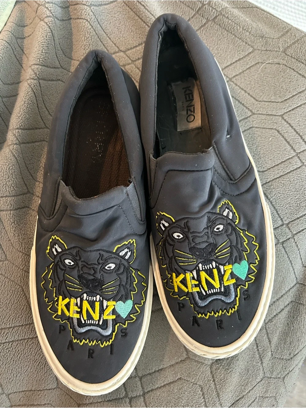 Kenzo Black Slip-On Sneakers  Tiger Embroidery Woman 10 read descripti